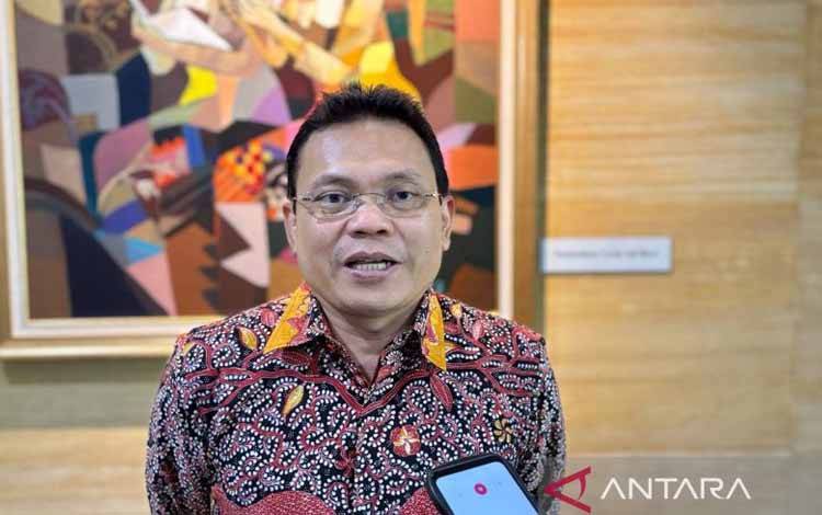 Direktur Pelindungan Kebudayaan dan Tradisi, Kementerian Kebudayaan Restu Gunawan saat ditemui di Perpustakaan Nasional di Jakarta, Selasa (4/11/2025). ANTARA/ (Sinta Ambar)