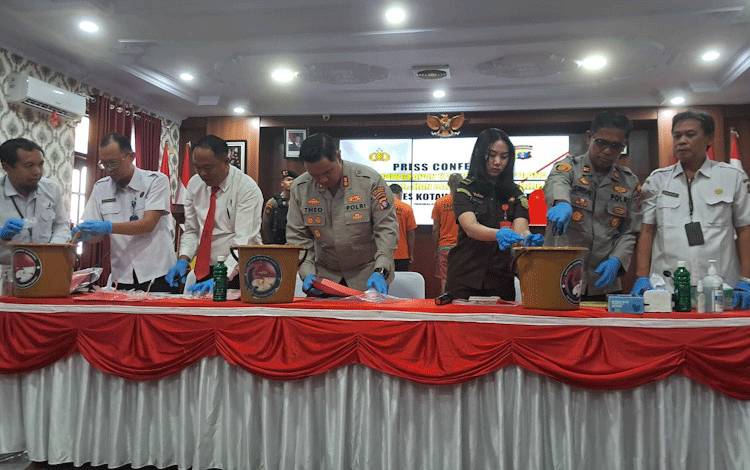 Polres Kobar Ungkap 35 Kasus Narkoba dengan 42 Tersangka sejak Mei hingga Oktober 2025