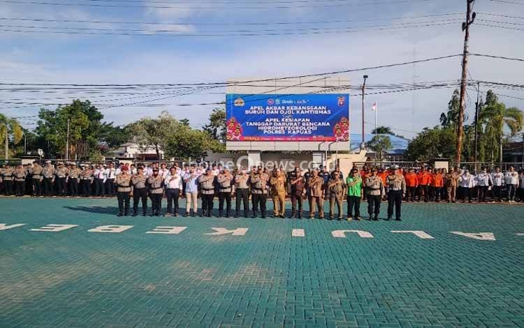 Polres Kapuas Gelar Apel Akbar Gandeng Buruh dan Ojol untuk Kamtibmas Serta Kesiapan Bencana