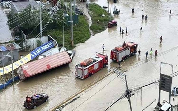 60 Orang Tewas, 20 Hilang, Akibat Topan Kalmaegi di Filipina