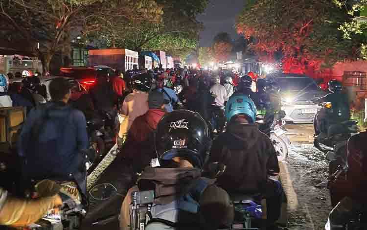 Kondisi arus lalu lintas di Jalan Trans Kalimantan, dari sisi Handil Bakti, Kalsel, Kamis, 6 November 2025. (FOTO: IST)