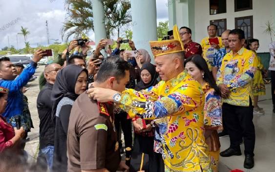 Bupati Gumas Ajak Kajari yang Baru Berkolaborasi Bangun Daerah