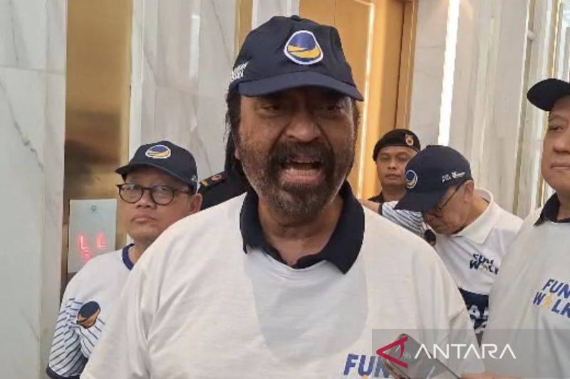 Surya Paloh Tegaskan Belum Ada PAW Usai MKD Sanksi Sahroni dan Nafa Urbach