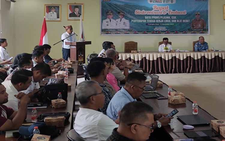Pemprov Kalteng Dorong Penyerapan Tenaga Kerja Lokal dan Pengawasan Alat Berat
