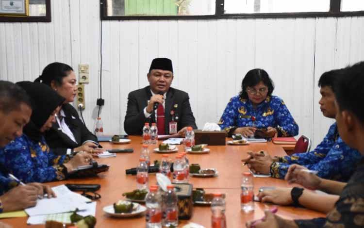 Pemkab Kapuas Kaji Integrasi Retribusi Sampah dengan Tagihan PDAM untuk Genjot PAD