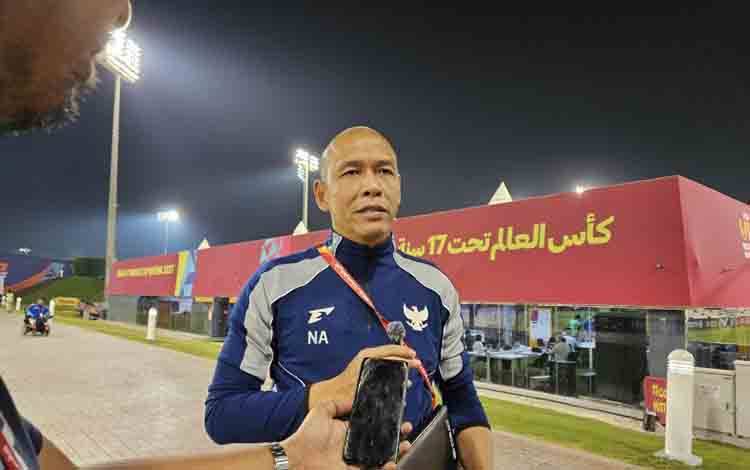 Nova Arianto Cukup Puas dengan Debut Kiper Mike Rajasa Hoppenbrouwers