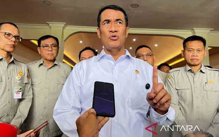 Mentan Amran Sebut Pejuang Pertanian sebagai Pahlawan Masa Kini