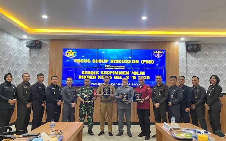 Anggota DPRD Palangka Raya Hadiri FGD Serdik Sespimmen Polri Dikreg ke-65 Gelombang II