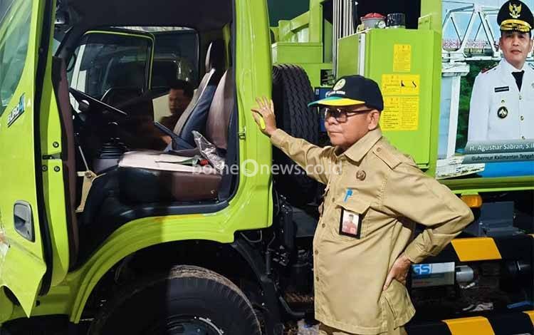 Kotawaringin Timur Terima Bantuan Armada Sampah dari Pemprov Kalteng