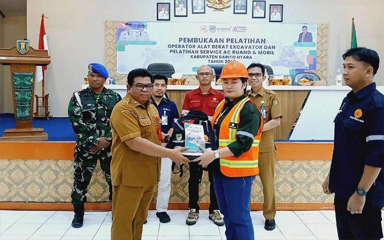 Pelatihan Operator Alat Berat dan Service AC di Tabalong Sebagai Bagian Penting Dalam Strategi Pembangunan Daerah