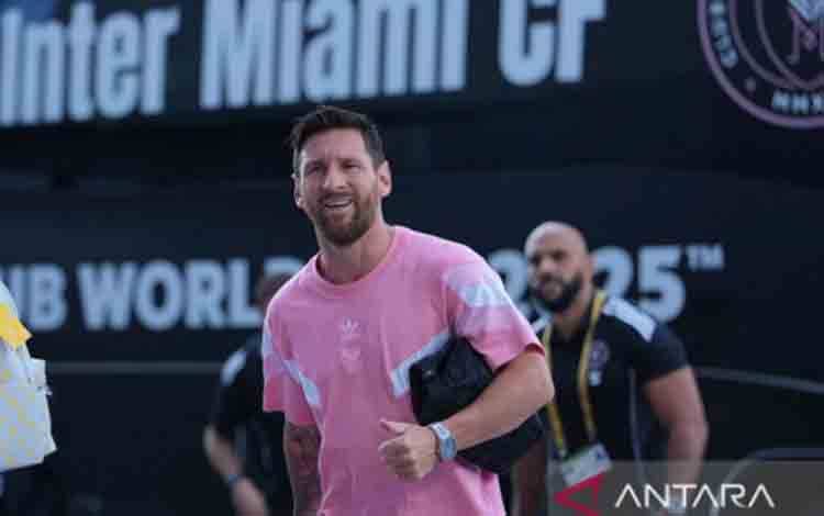 Joan Laporta Bantah Rumor Kembalinya Lionel Messi ke Barcelona