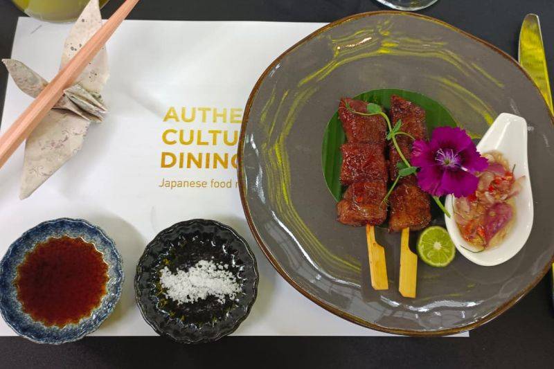 Yakimono (Grilled Wagyu beef) dan Sate Rebunga. (ANTARA/Anindi Berliana)