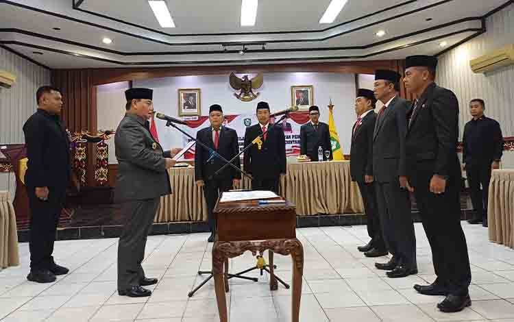 Bupati Kotim Lantik 3 Kepala Dinas, Tegaskan Kinerja Optimal di Tengah Keterbatasan Anggaran