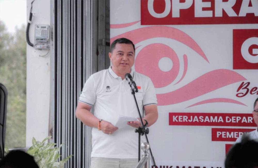 Kapuas Gelar Bakti Sosial Operasi Katarak Massal