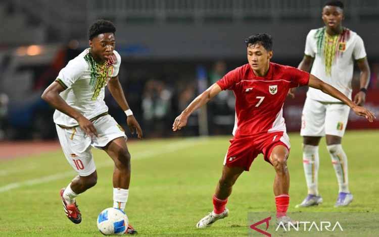 Indra Sjafri Tak Ingin Timnya Disamakan dengan Tim Gerald Vanenburg