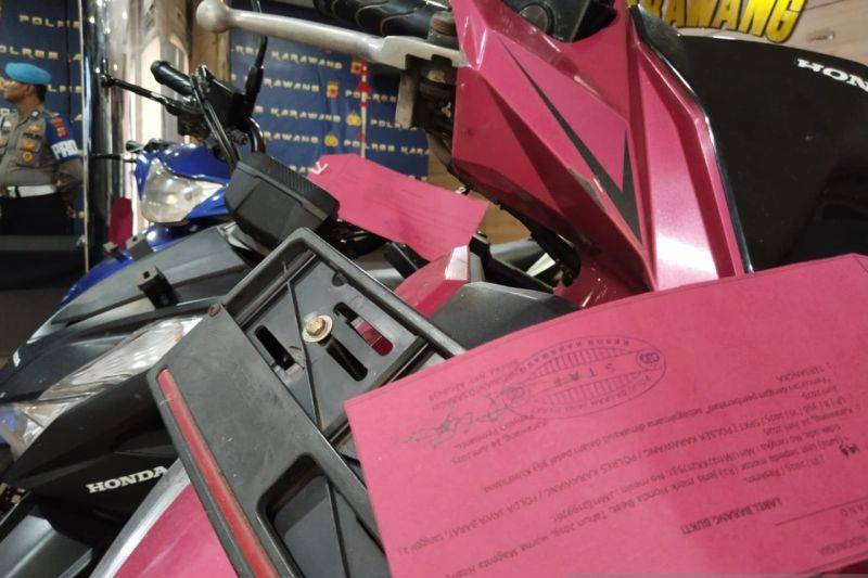 Polisi Tangkap Perampok Motor Membacok Korbannya, Dua masih Buron