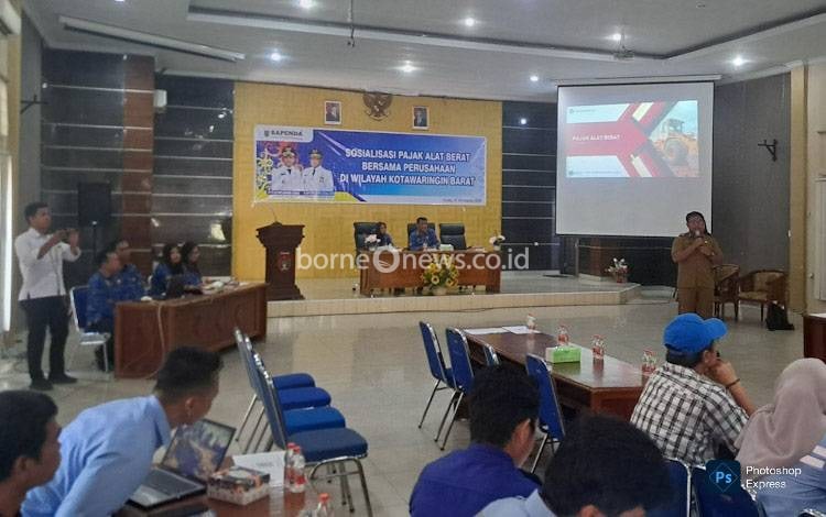 Sosialisasi Pajak Alat Berat Digelar UPTPPD Bappenda Kalteng di Kobar, Ini Penekanannya