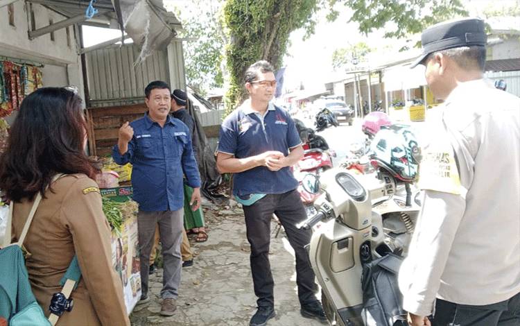 Sosialisasi Mitigasi Cuaca Ekstrem di Pasar Patanak Pulang Pisau