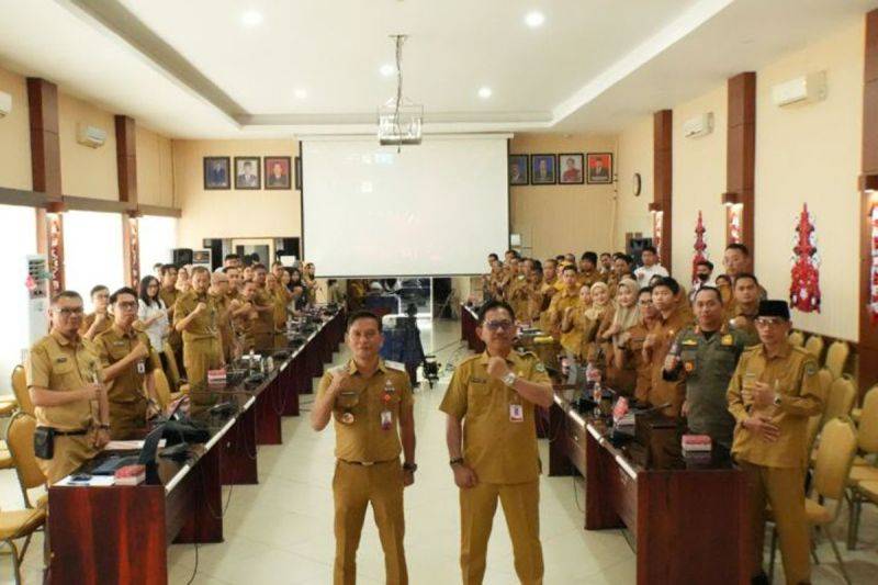 Pemkab Susun Standar Pelayanan Publik Wujudkan Kapuas Bersinar