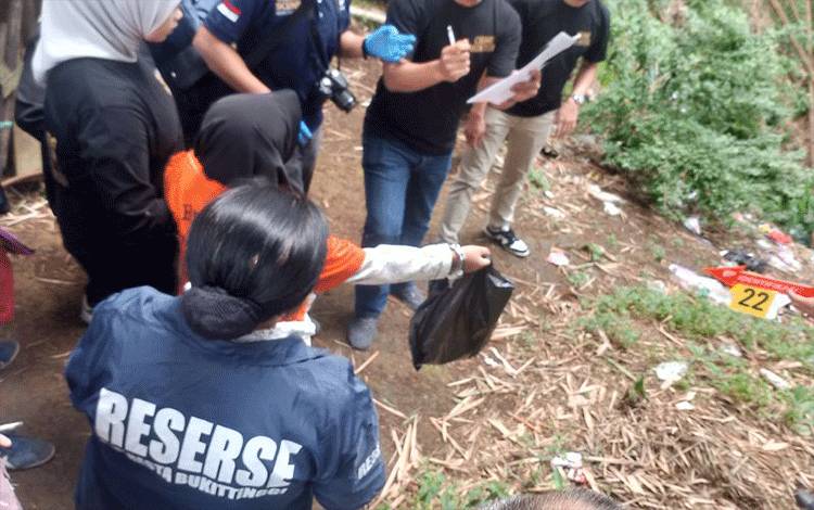 Polisi Gelar 24 Reka Adegan Kasus Mutilasi Bayi