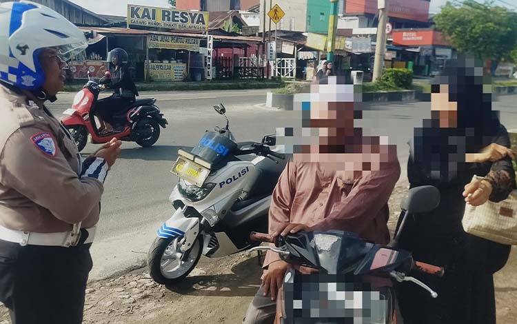 Operasi Zebra Telabang 2025 Polda Kalteng Tindak Pelanggar Lalu Lintas dengan Humanis
