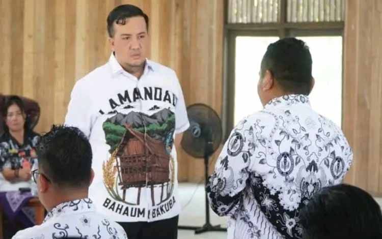 Bupati Lamandau Tekankan Peran Strategis Guru dalam Pembangunan SDM