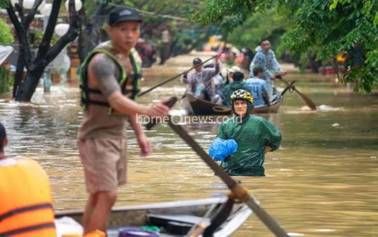 90 Tewas dan 12 Lainnya Hilang dalam Banjir di Vietnam