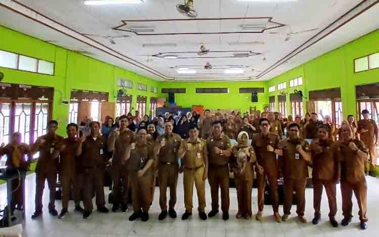 Pemkab Barut Komitmen Perkuat Daya Saing Industri Lokal