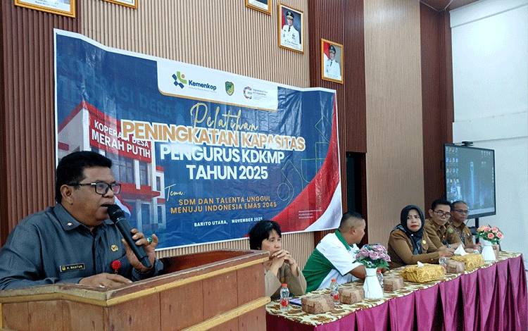 Kepala Disnakertranskop UKM Barut Buka Pelatihan Peningkatan Kapasitas Pengurus Kopdeskel Merah Putih