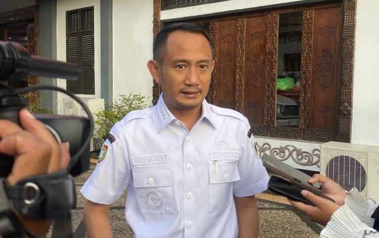 Fairid Naparin Sebut Guru Ujung Tombak Pembangunan Karakter Generasi Muda Palangka Raya