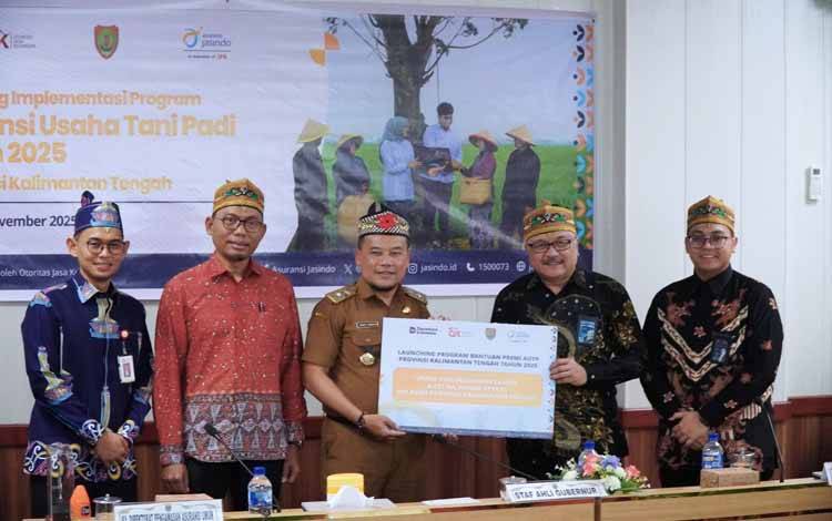 OJK Kalteng Luncurkan Program Asuransi Usaha Tani Padi 2025