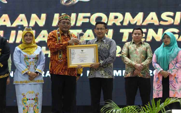 Bawaslu Kotim Peringkat Pertama Anugerah Keterbukaan Informasi Kualifikasi Badan Publik Penyelenggara Pemilu
