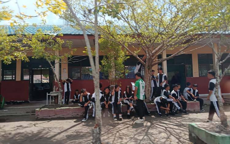 DPRD Palangka Raya Soroti Perhatian Guru di Pelosok