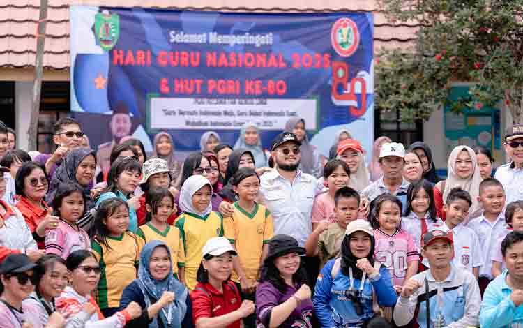 Ratusan Guru Meriahkan Hari Guru di Benua Lima, Wabup Barito Timur Beri Dukungan