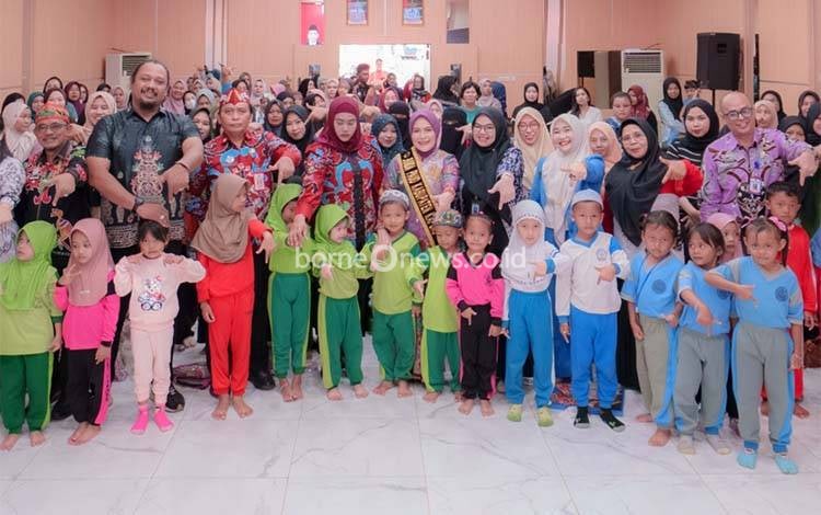 Parenting Days Massal Kapuas, Perkuat Ikatan Emosional Ibu dan Anak