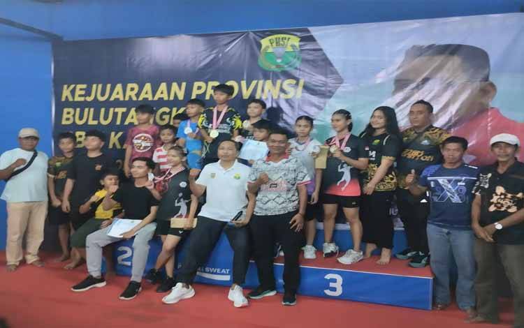 Pemerataan Prestasi Warnai Penutupan Kejurprov PBSI Kalteng 2025