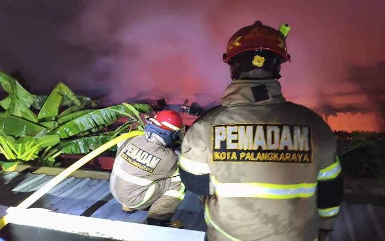 Rumah Lansia di Jalan Mangku Rambang Terbakar, Kerugian Rp 500 Juta
