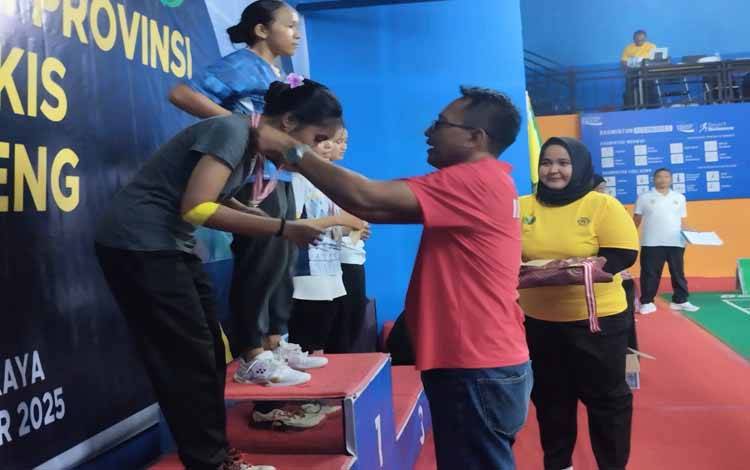 PBSI Kalteng Bidik Masa Depan Cerah Tepok Bulu
