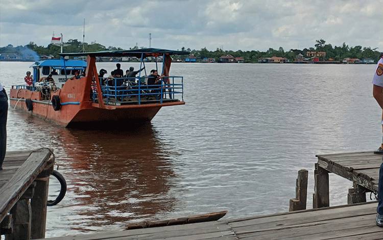 Dishub Kotim Siapkan Kajian Pembangunan Halte Sungai Pengganti Dermaga Sampit-Seranau