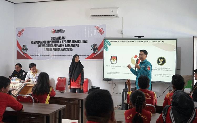 Bawaslu Lamandau Sosialisasikan Hak Pemilih bagi Penyandang Disabilitas