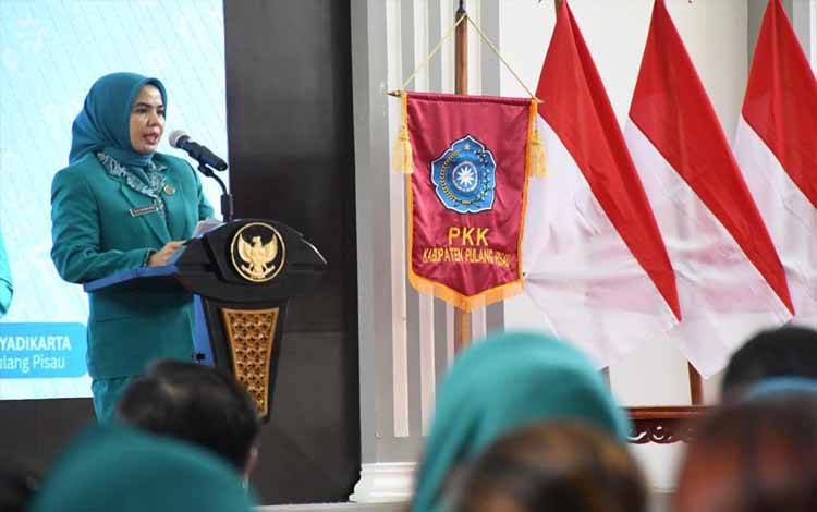 PKK Pulang Pisau Rakerda 2025, Hasanah Rifa'i Ajak Kader Tingkatkan Sinergi dan Keteladanan