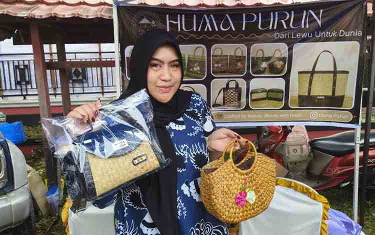 Berawal dari Cinta Produk Lokal, Krisma Drakel Bangun Huma Purun Pasarkan Kerajinan dengan Sentuhan Modern