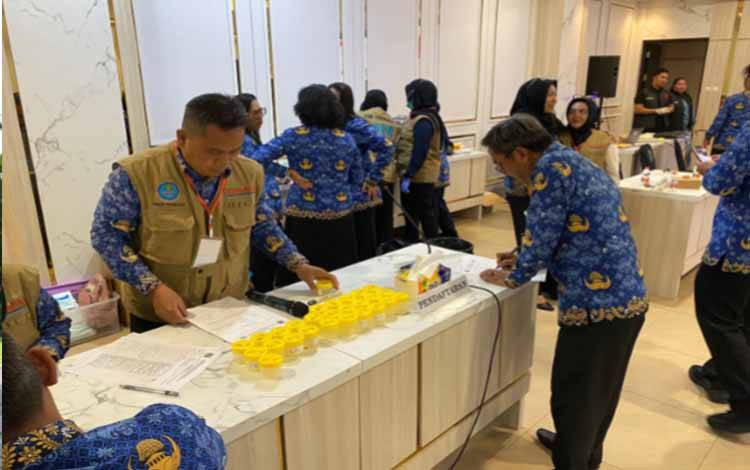Pejabat Eselon II dan III Kapuas Jalani Tes Urine, Deteksi Dini Narkoba
