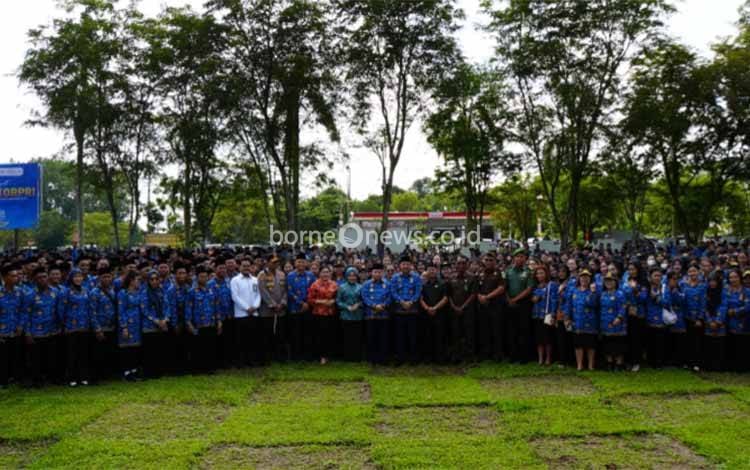 ASN Kapuas Diminta Beradaptasi di Era Digital pada HUT Korpri ke-54