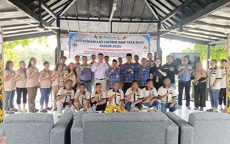 Pemkab Bartim Gelar Pelatihan Las Listrik dan Tata Rias untuk WBP Rutan Tamiang Layang