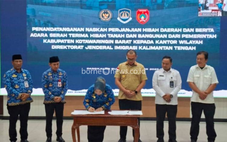 Pemkab Kobar Hibahkan Tanah dan Bangunan untuk Kantor Imigrasi Baru