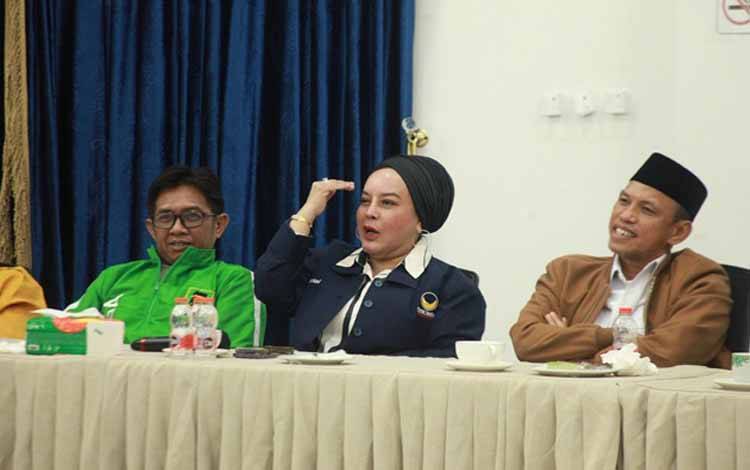 Faridawaty Minta Gubernur Menjawab Pesan WA dari Pengurus Parpol