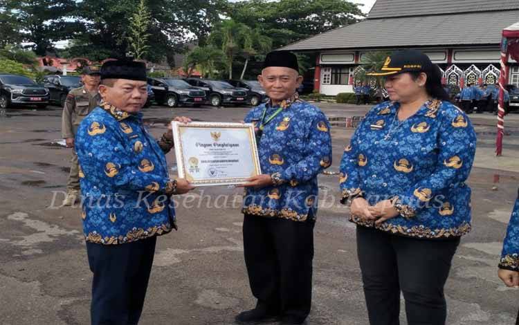 Dinkes Kapuas Raih Piagam Tingkat Kematangan Organisasi dan SAKIP