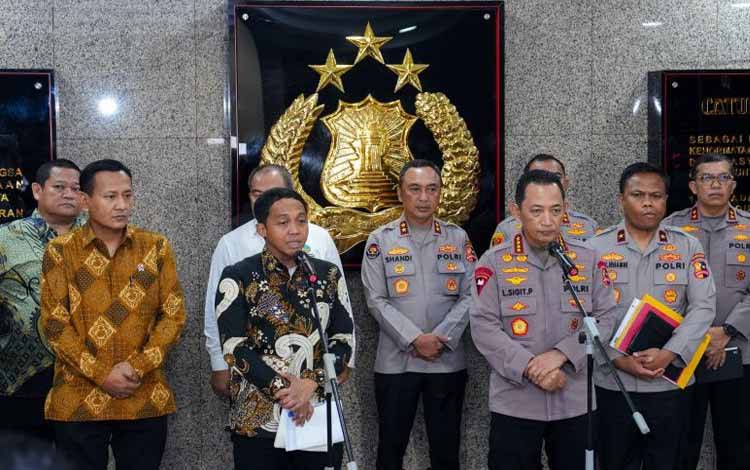 Menhut Segera Cabut 20 Izin PBPH, Termasuk di Erea Banjir Sumatera