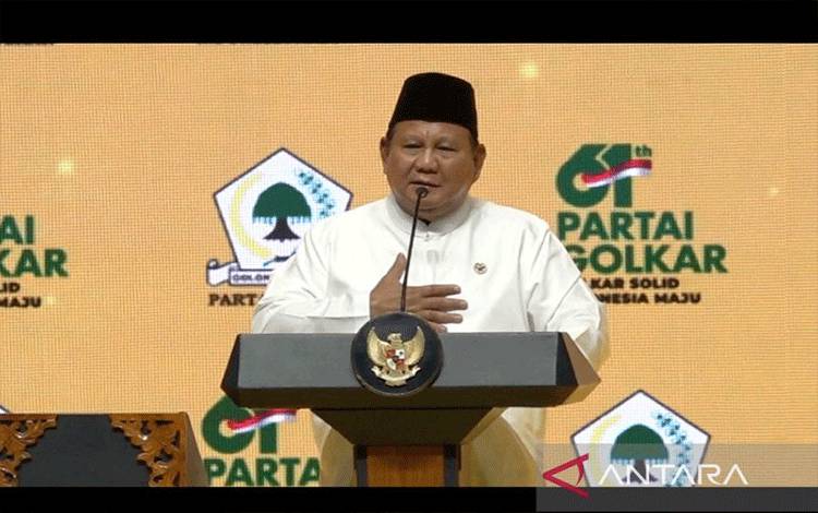 Prabowo Puji Bahlil Putar Video Ayah di HUT Golkar: Kau Pintar Sekali